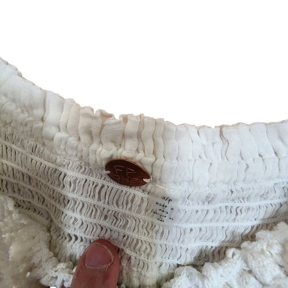 Free People FP One White Smocked Ruffle Crop Top With Flowing Sleeves Size XS - Picture 4 of 4